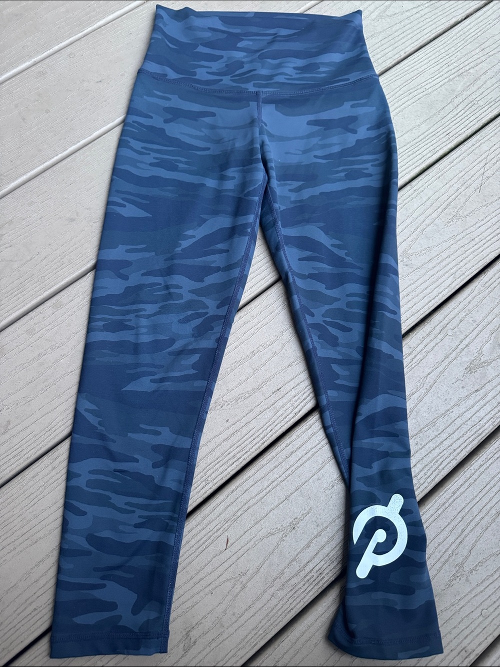 Peloton Navy blue Camo High-Waist Leggings DYI small 7/8 length slight crop